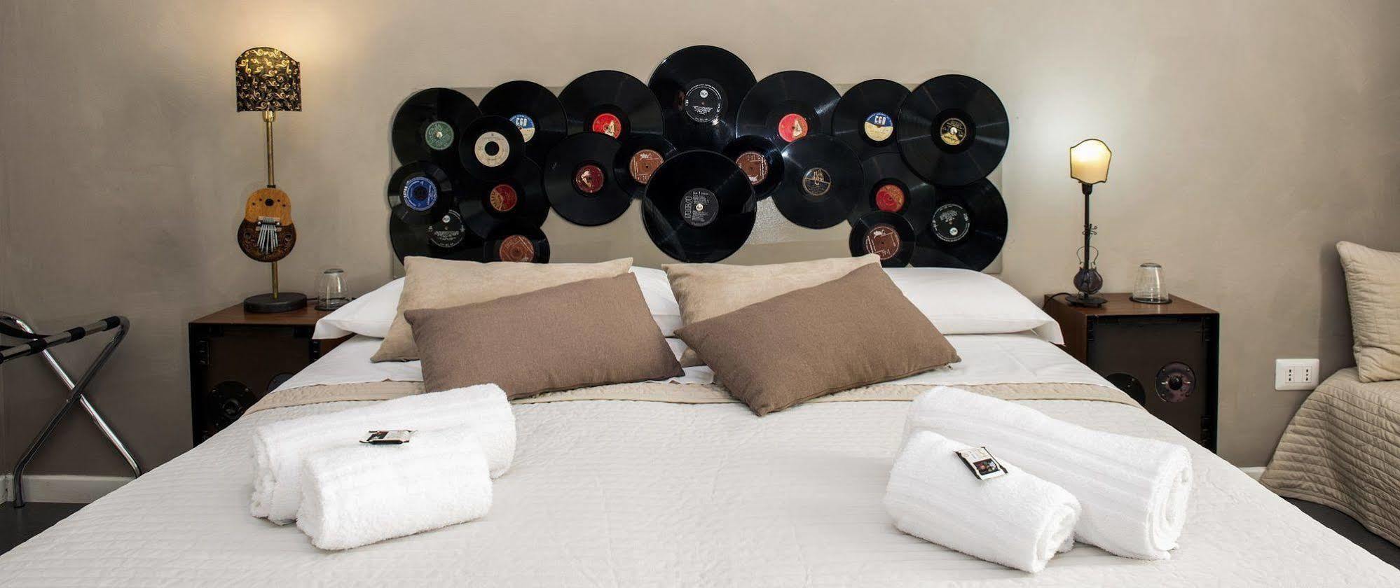 Bed And Breakfast Le Due Civette Roma Ngoại thất bức ảnh
